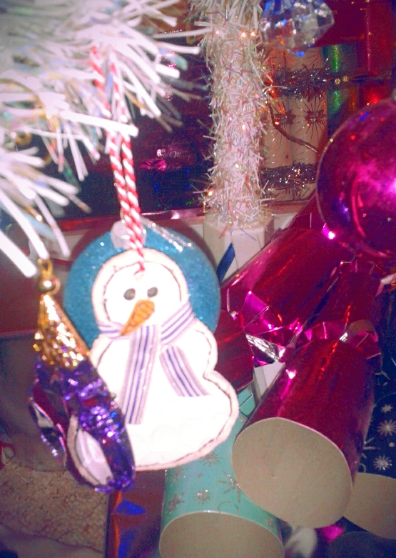 Ceramic Snowman, kindly sent as a gift from Flossy Teacake. 
